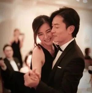 蒙嘉慧减肥20磅复出,跟郑伊健结婚几年来她经历了什么?