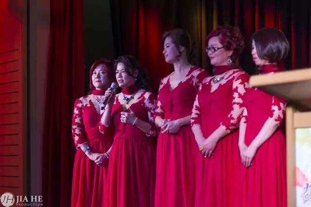 %name “群英荟萃，聚焦悉尼”并慈善捐款圆满成功