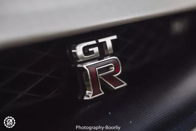 为了向《头文字D》致敬，广州车友居然把日产GT-R改成这样！ - 9