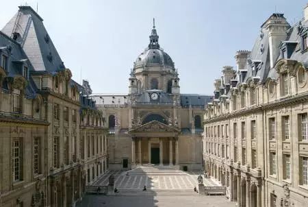 索邦大学-巴黎四大(université sorbonne)