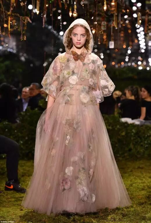 LV收购迪奥！这一切是这个法国最有钱男人在操控