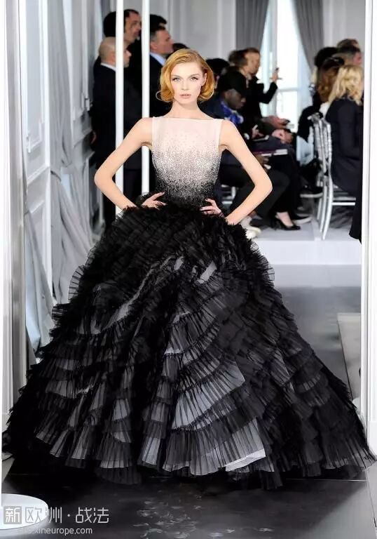 LV收购迪奥！这一切是这个法国最有钱男人在操控