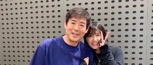 郑恩地成东日“父女”相见,7年前合作过如今还保持联系!