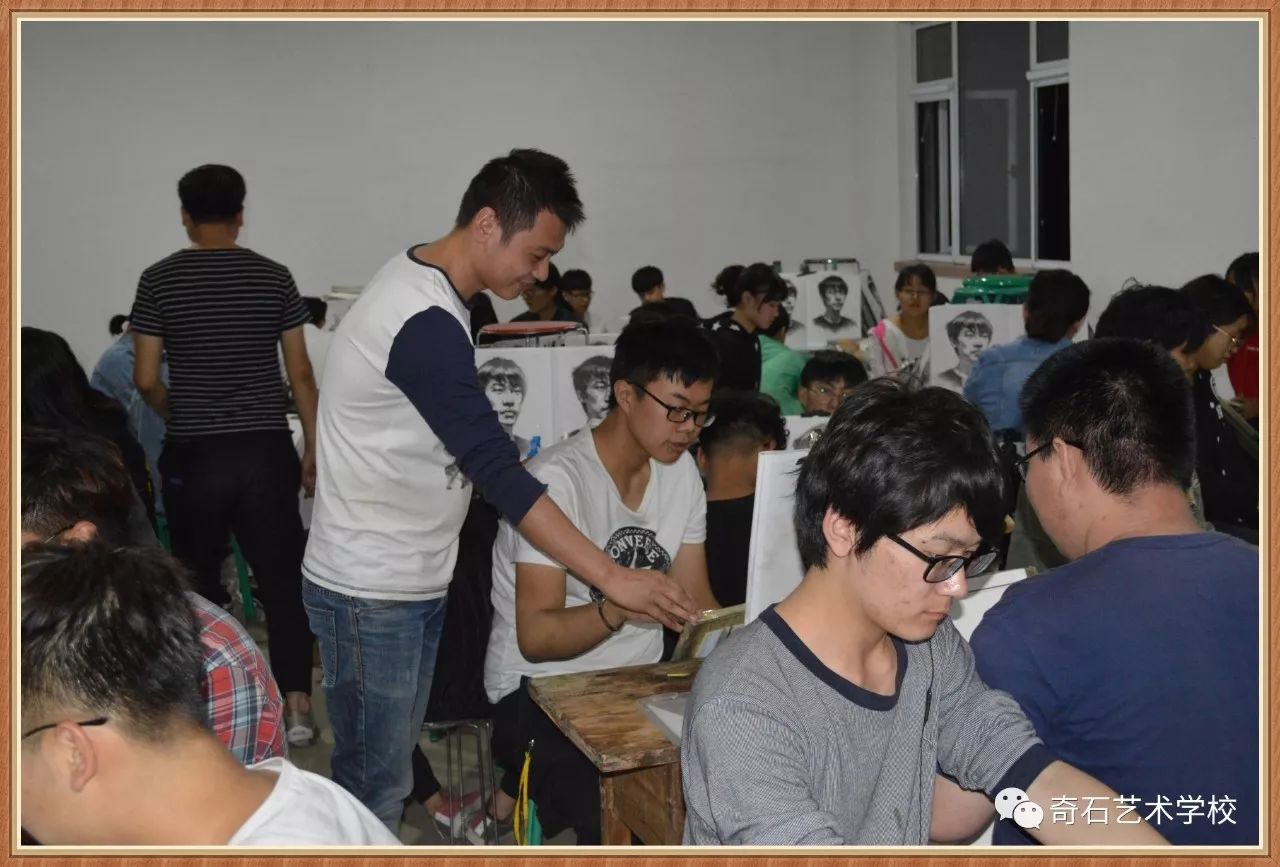 秦皇岛市奇石艺术学校
