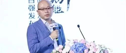 朗诗地产:黄征获任执行董事兼总裁、蒋超获任执行董事兼常务副总裁