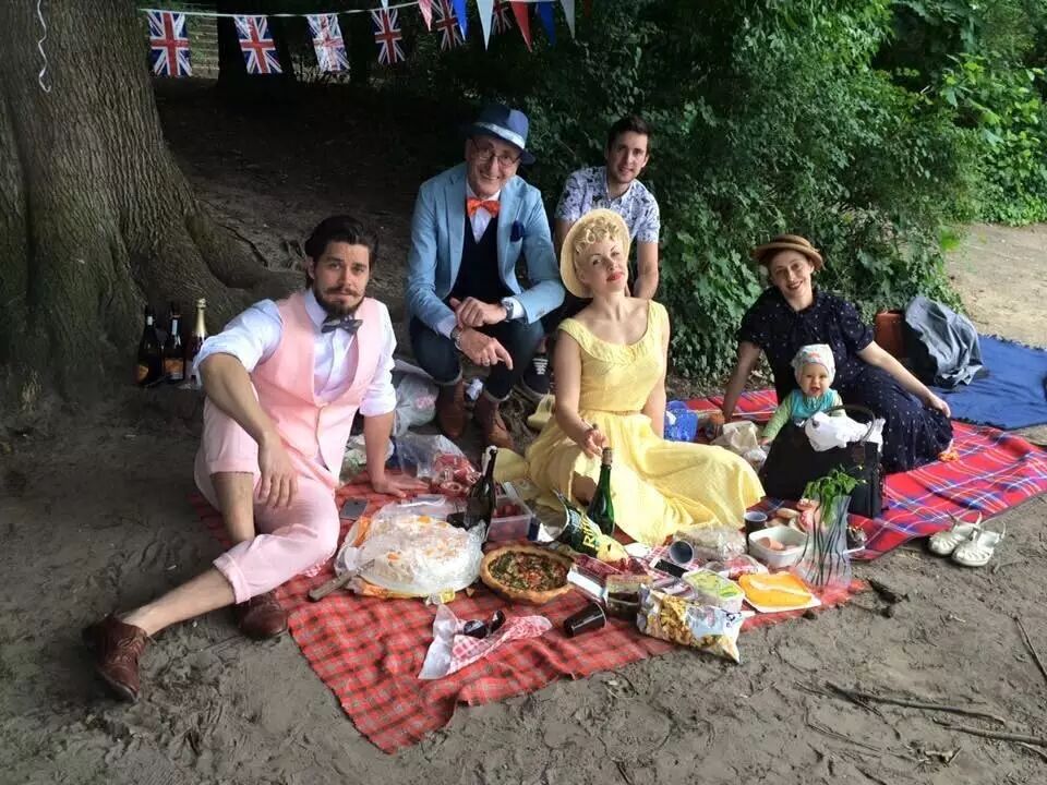 热帖：105岁老爷爷的朋友圈 这特么才叫生活···