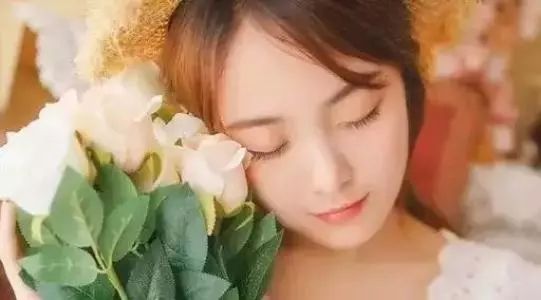 我只是一个女人,听的人全哭了!