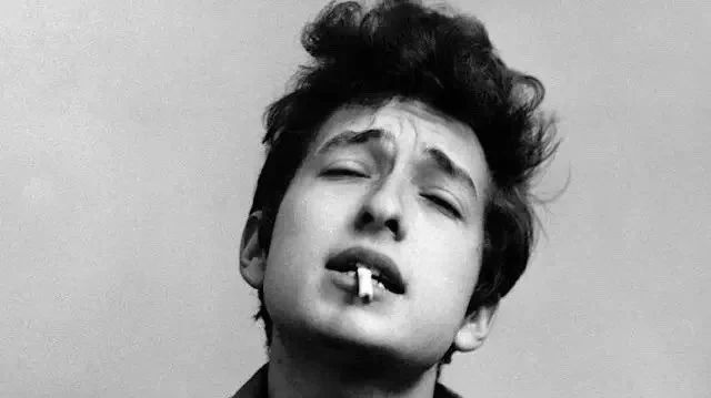 BOB DYLAN: 像一块滚石