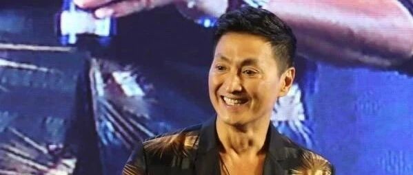 还记得展昭何家劲吗?他去做厂长了!
