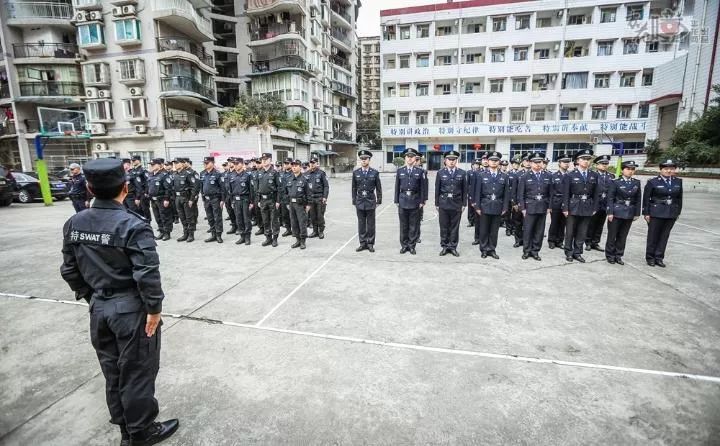 重庆特警"狙击"大片正在上映……堪比《红海行动