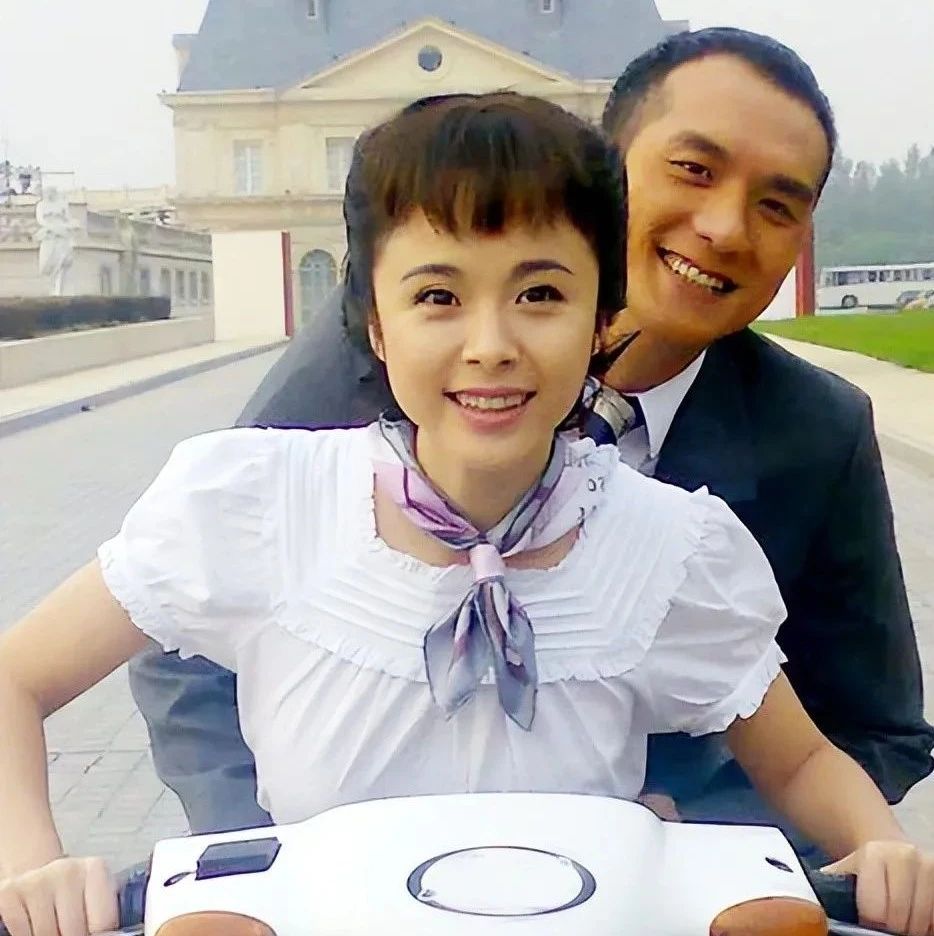 刘威与杨若兮分手15年:他51岁做父亲,她嫁二婚丈夫幸福吗?