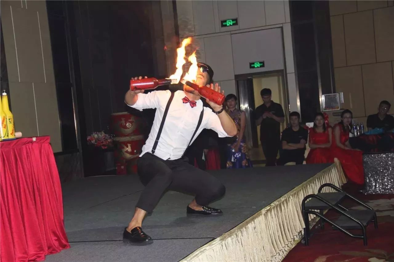 常州網絡公司客服_中國常州網"常州首屆未成年人網絡春晚"專題_常州快遞客服招聘網