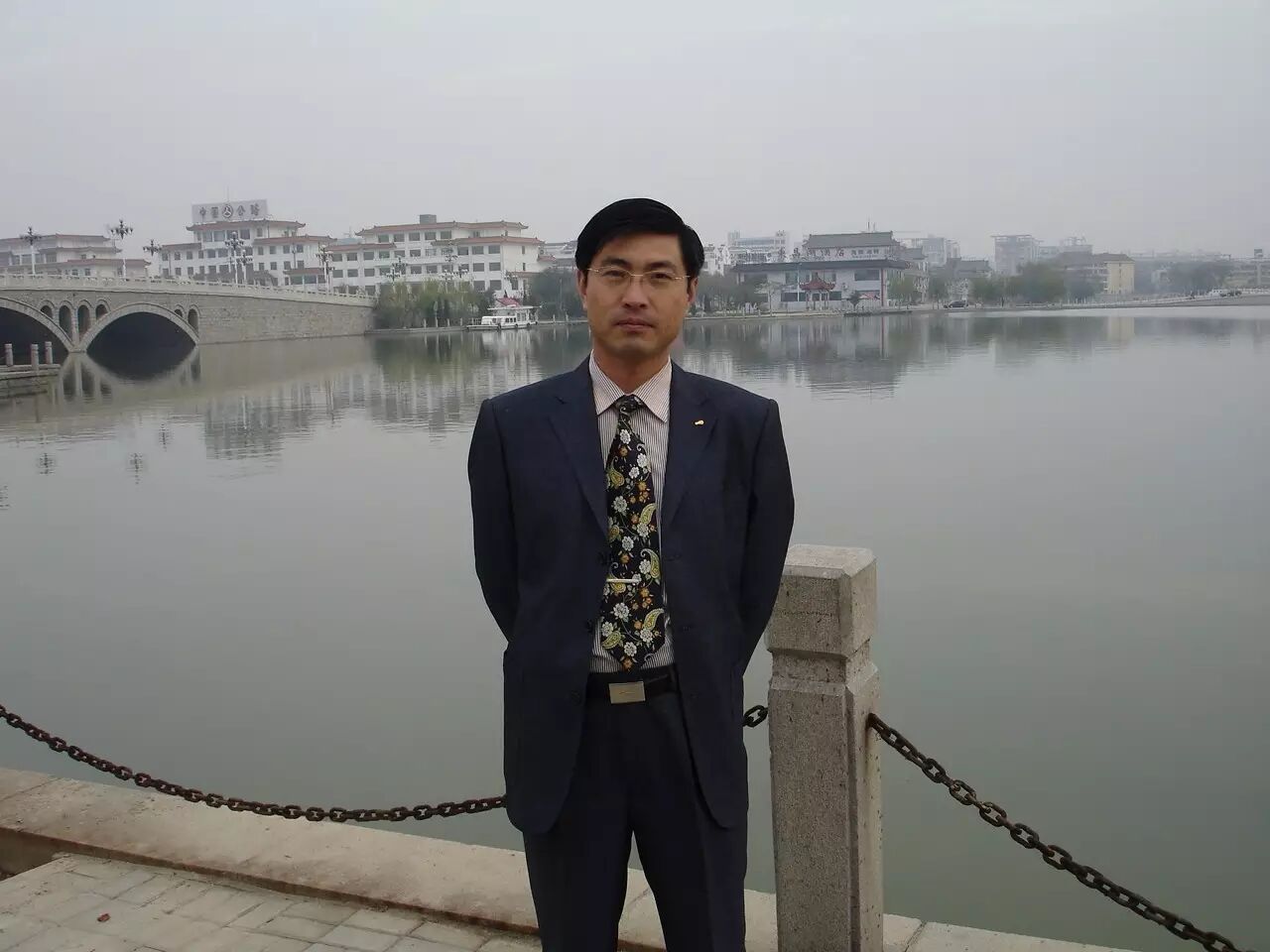 【新汉诗】|| <wbr>墨未浓的诗 <wbr> <wbr>原创 <wbr>2017-06-18