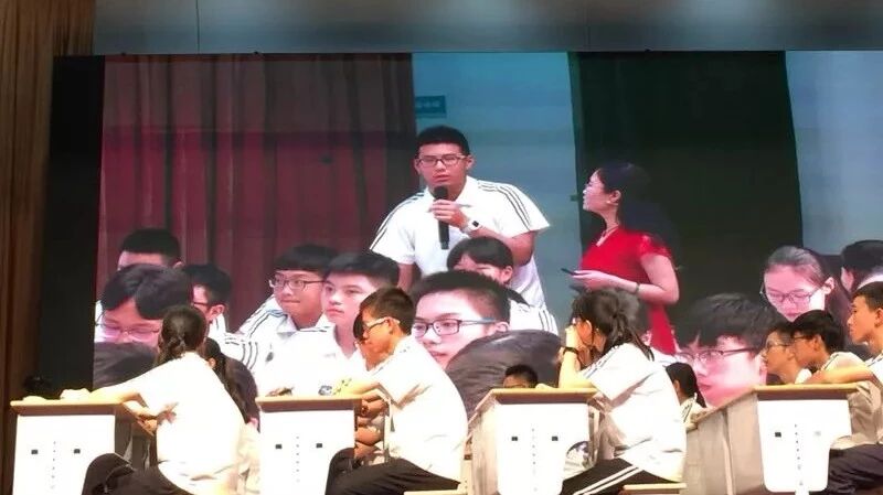 第1724季【青春课堂】青春课堂独家解读：司艳平语用型文本群诗教学课堂实录及陆艳品课——《夸张显气象，有格味自浓》