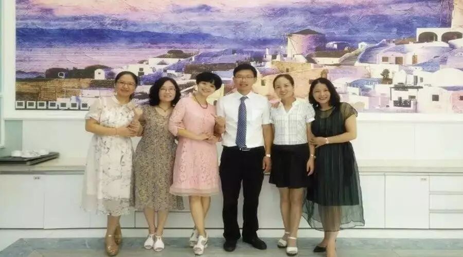 第1347季【青春课堂】年会专题：我不是一个人在孤军奋战 ——《学会景物描写之万物皆有序》，就是这样聚焦的