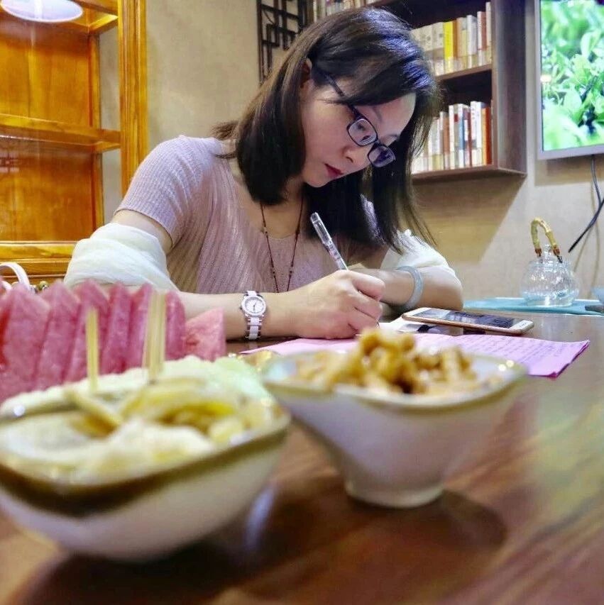【湿地札记】秀兰老师写2018江苏高考作文：踏歌而行