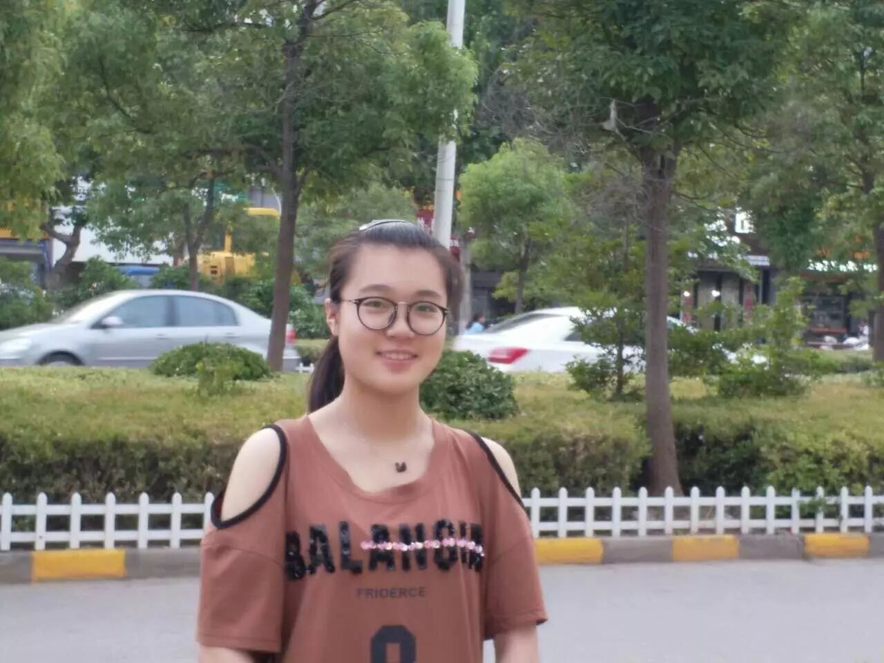 第1284季  【青春课堂】生活给予我们的不只有孤独，更有温情