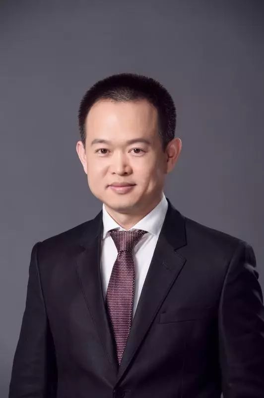 陈旭  