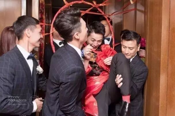 杨怡罗仲谦大婚!接新娘轰动香港半个娱乐圈, 好睇过TVB台庆!独家完整版视频曝光...