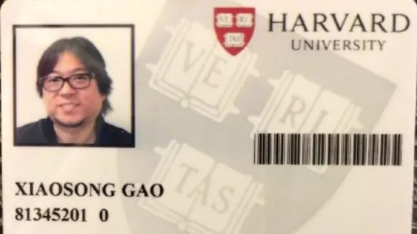 哈佛大学又迎来另一位有趣的灵魂-矮大紧高晓松老师!