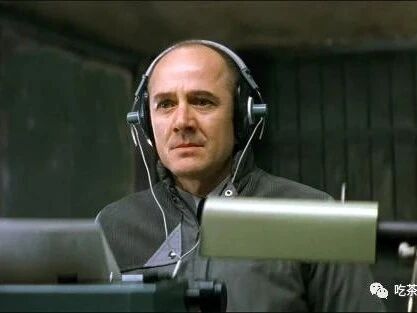 《窃听风暴》:柏林墙下的人性救赎