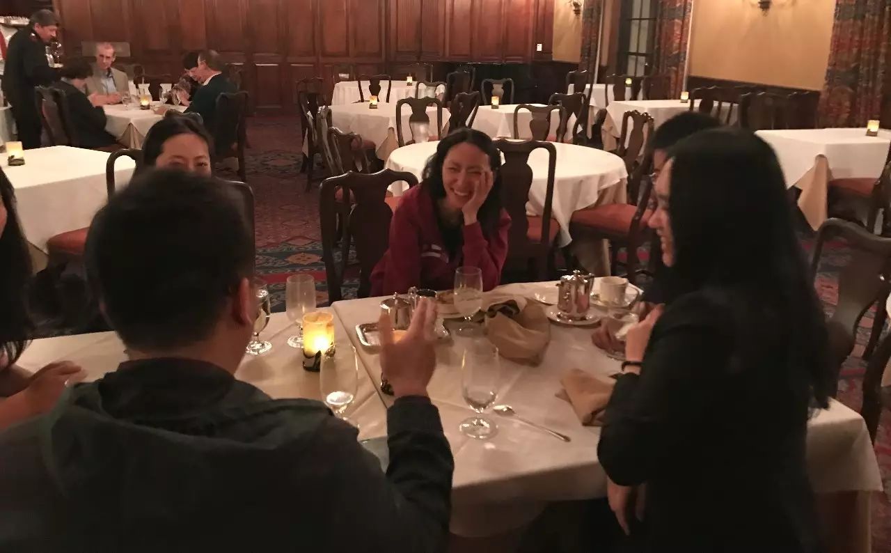 前麦肯锡合伙人李一诺女士及其丈夫,连续互联网创业者申华章先生