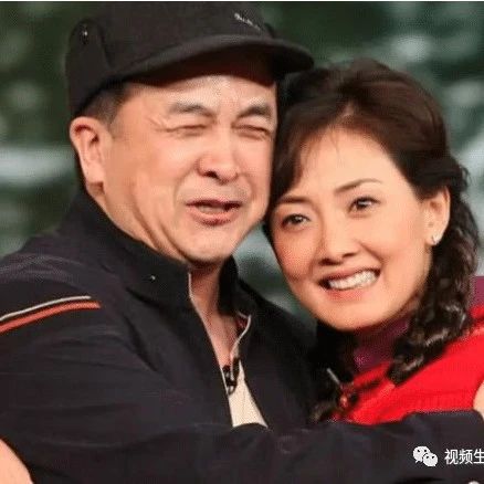 黄宏“隐藏”了31年的老婆,原来是熟悉的她