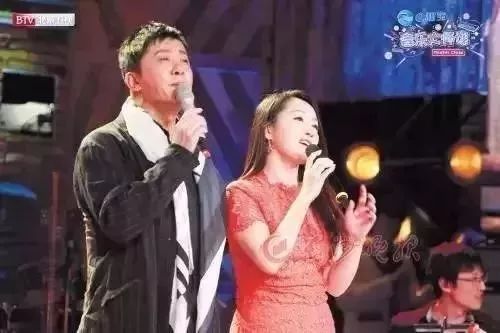 毛宁与杨钰莹时隔20年牵手再唱《心雨》感动所有人