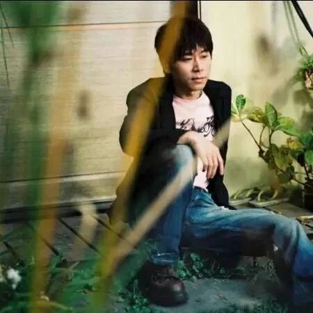 伍思凯《特别的爱给特别的你》,道出了爱的真谛