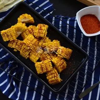 美味的烤玉米开吃吧