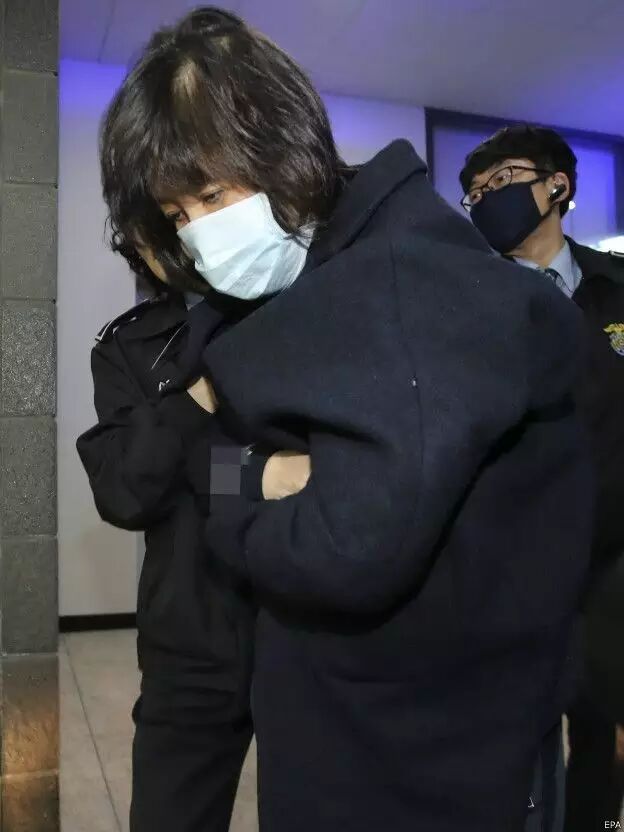 而独检组对朴槿惠渎职的指控也需要进一步证实。