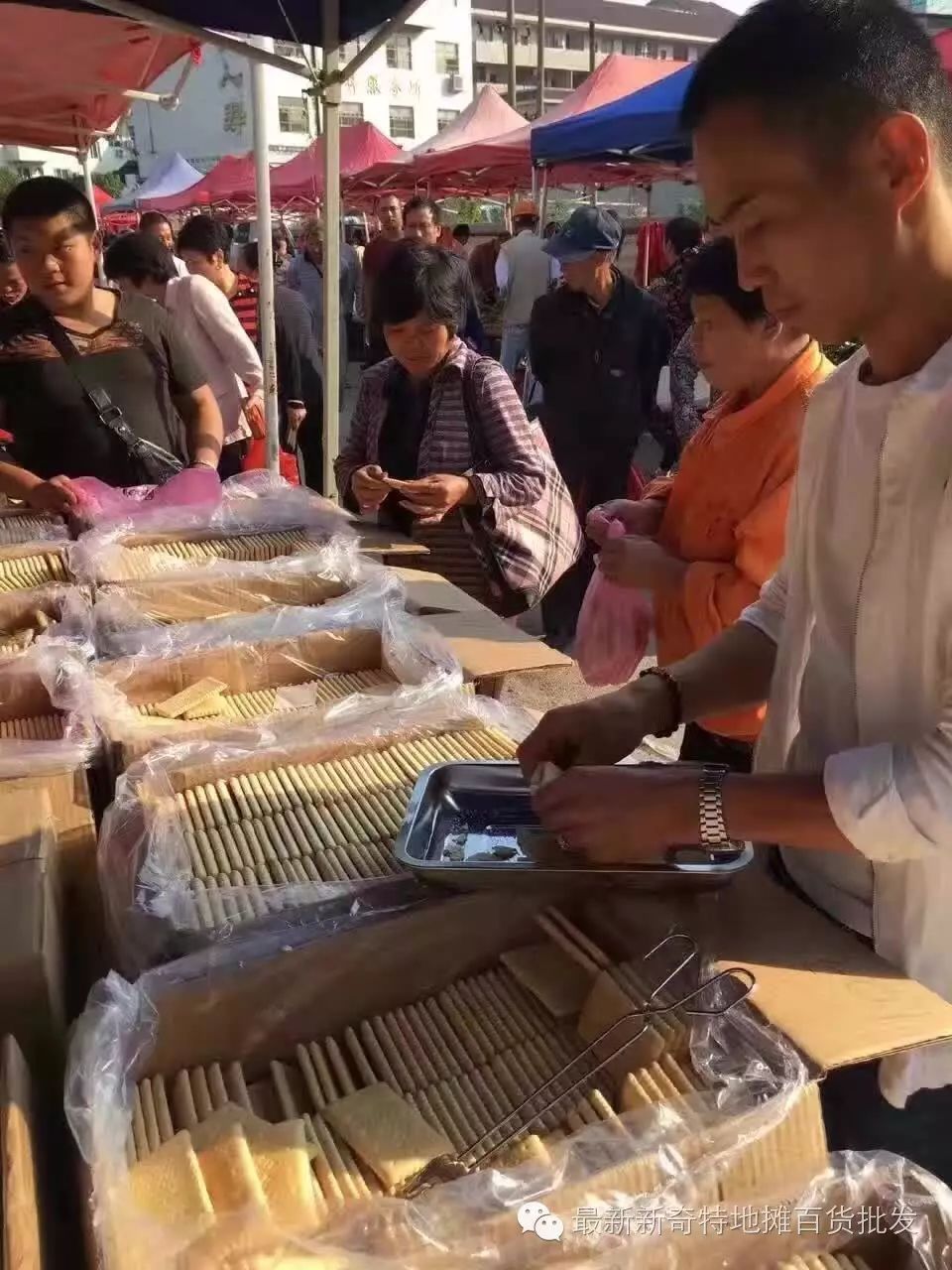 最新新奇特地摊好吃饼干内蒙古羊奶饼干,全部牛奶制作早市,菜市场