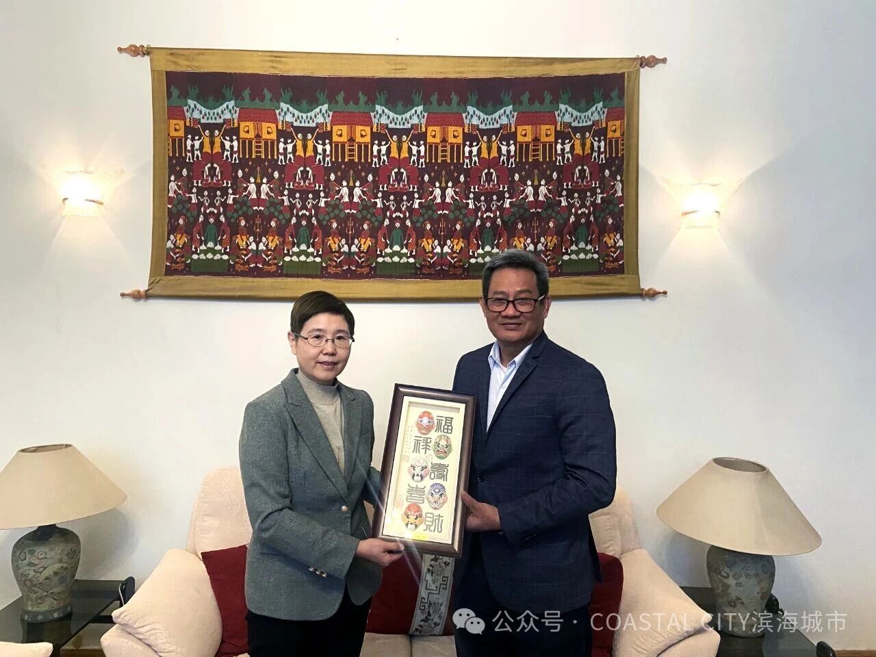 滨海城市发展集团拜访柬埔寨驻华使馆商务参赞，共推七星海招商合作发展