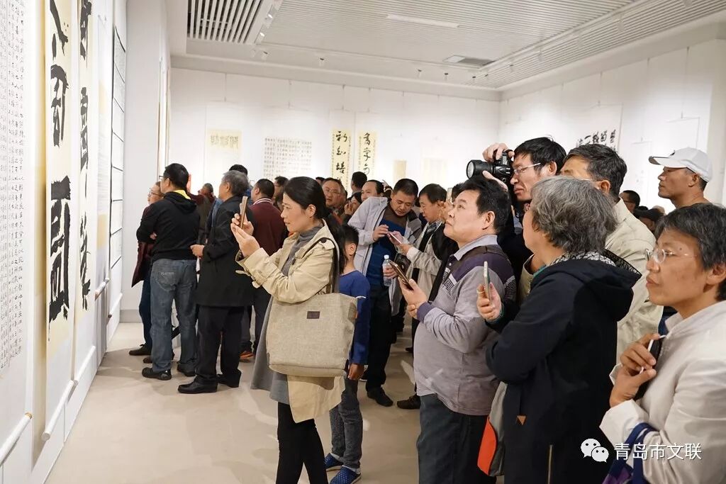 除了青岛市书法家协会主席团成员外