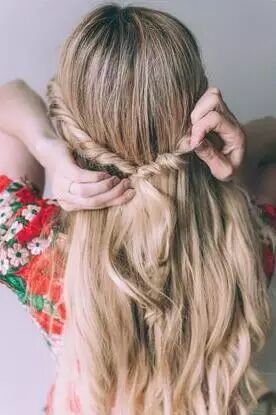 【美发】春之将至，用这款唯美发型迎来春意盎然的每一天吧~