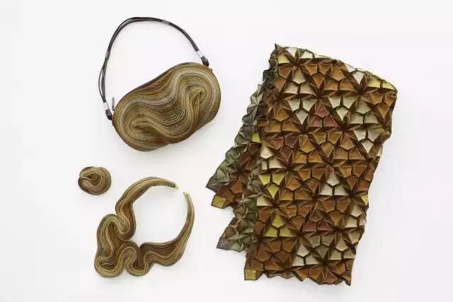 三宅一生——“他的设计不时髦，却让有品位的女士更迷人”