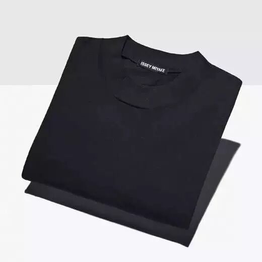 日本设计大师三宅一生：我的追求，与时髦无关