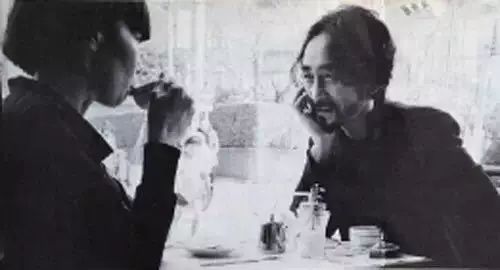 同时也是生意人
