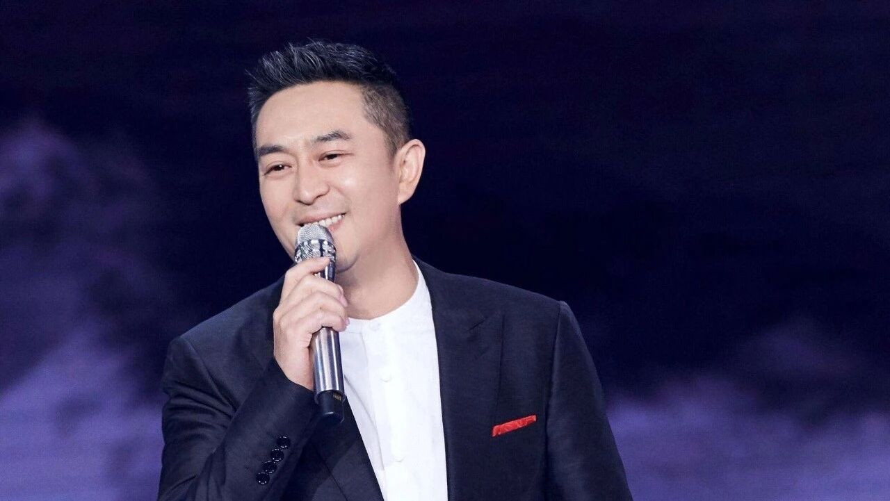 张嘉译和妻子携手唱歌，很多人都没有听过