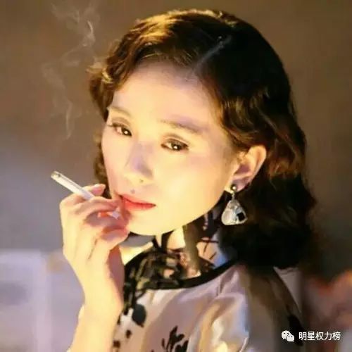 唐嫣《时间都知道》正式开机 刘诗诗特工造型颠覆清纯 陈乔恩糖...