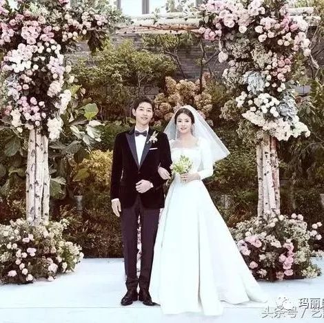 像“双宋夫妇”一样又美又甜的婚纱照模板,娱乐圈还有很多!