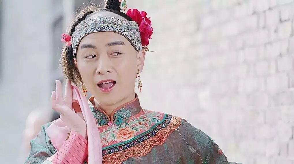 沈星移女装游街,周莹竟然爱上了!