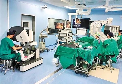 首例 我国自主研发的腔镜手术机器人顺利完成ralrp手术 文章 工控客 工业自动化综合平台