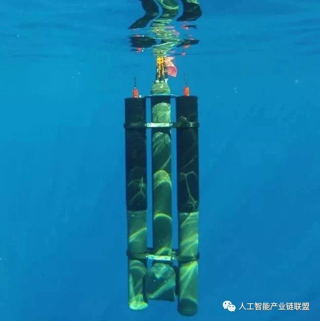【无人机】利用水温差充电：水下无人机的新功能!
