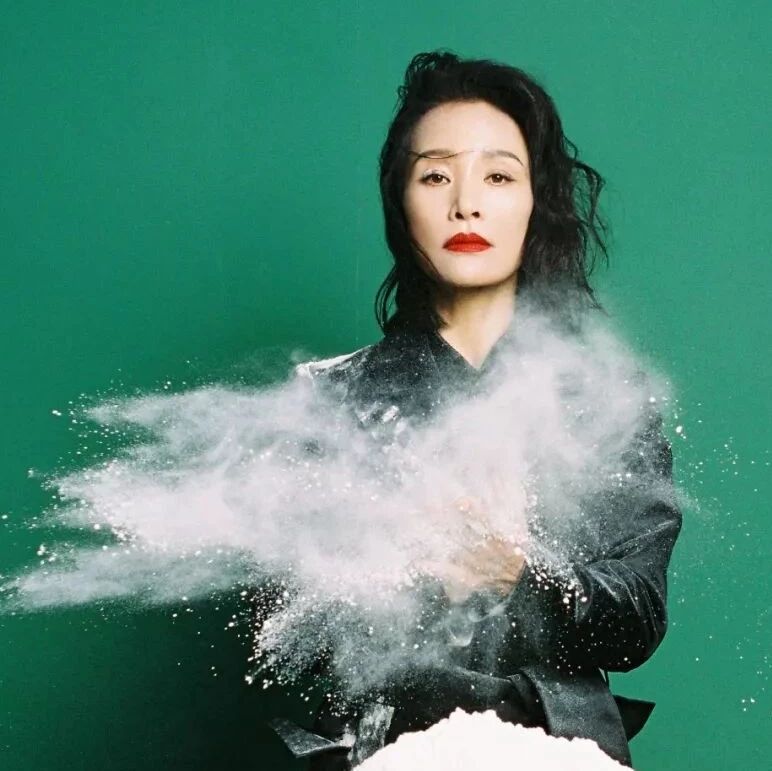 陈冲:回到过去的河畔,去反省、去回味、去记住