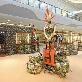 潮品牌丨LOEWE 迷你系列推出 致敬美学大师