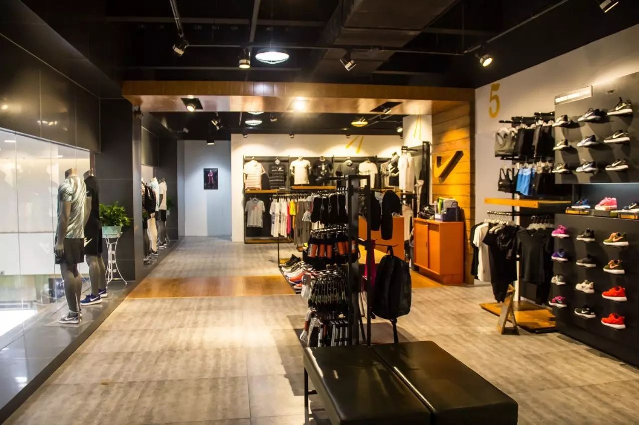 兴宁岁宝nike店