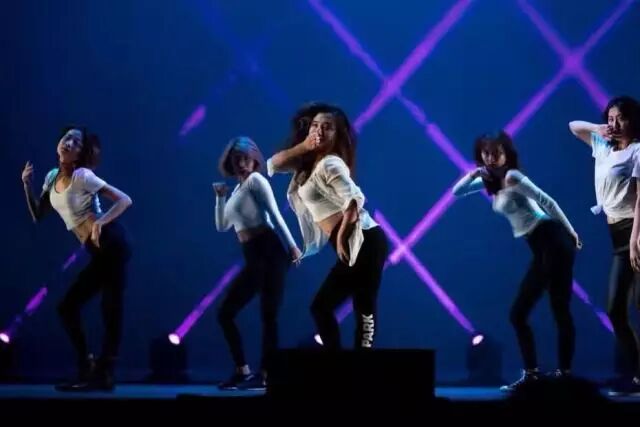 ѧUCLAӣModernϴӾʢ 4/23