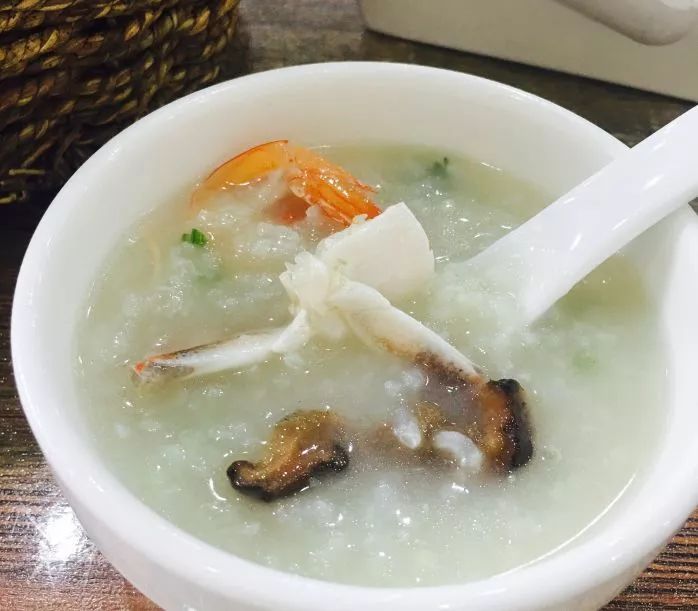 喝一碗潮汕砂锅粥,让你的胃也"春暖花开"肉松棉花做图片