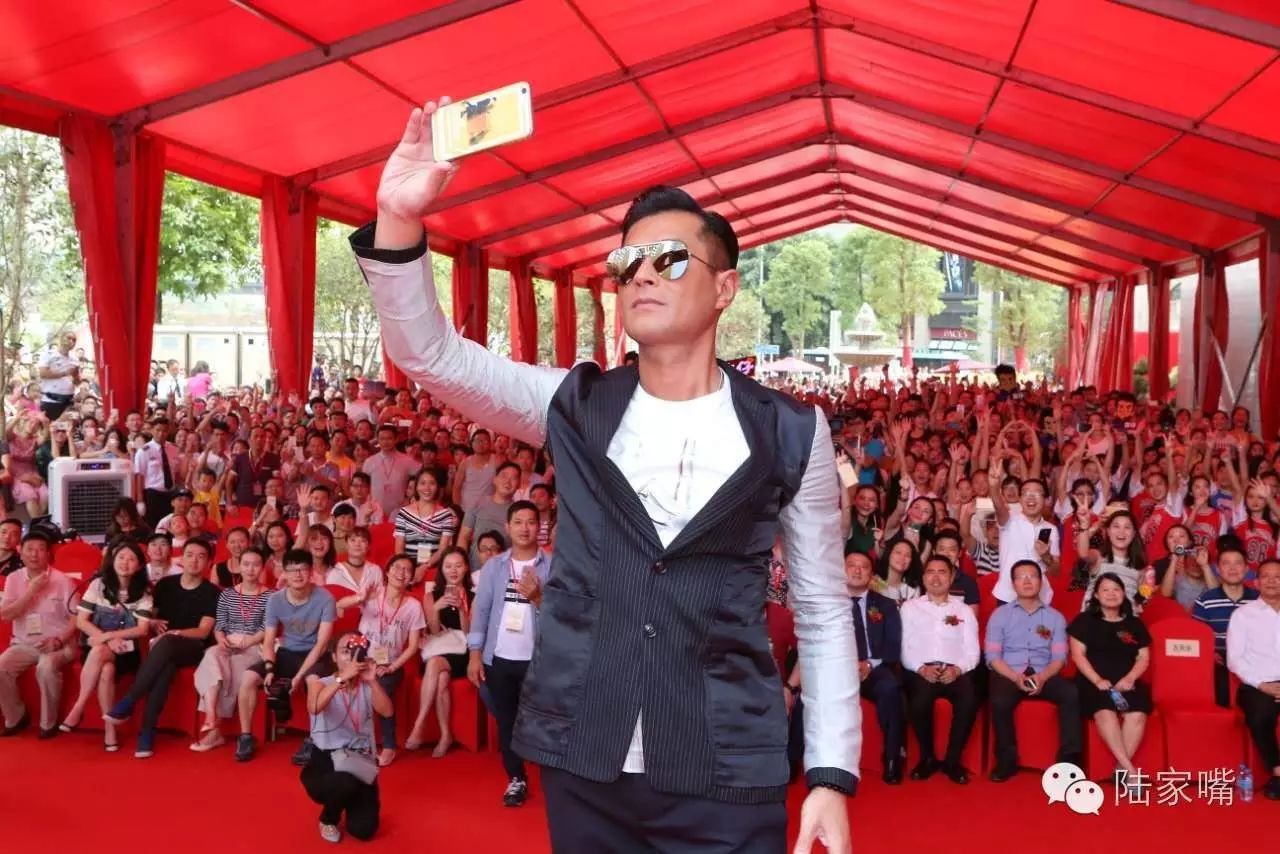 古天乐三度现身,慎吐买房“金句”,瞄上哪个深圳豪宅?